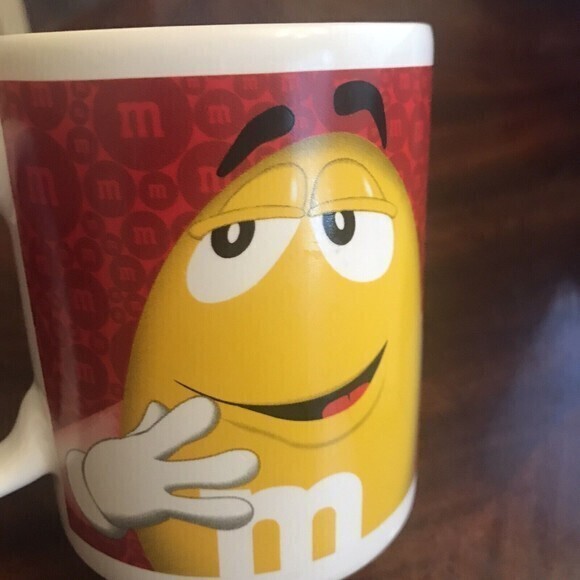 M&M Red & Yellow Coffee Cup Officially Licensed 2014‎ Megatoys - Picture 6 of 7